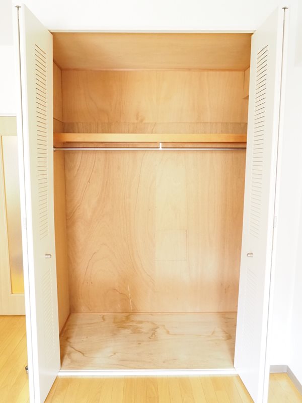 グランドゥール日吉2階 収納