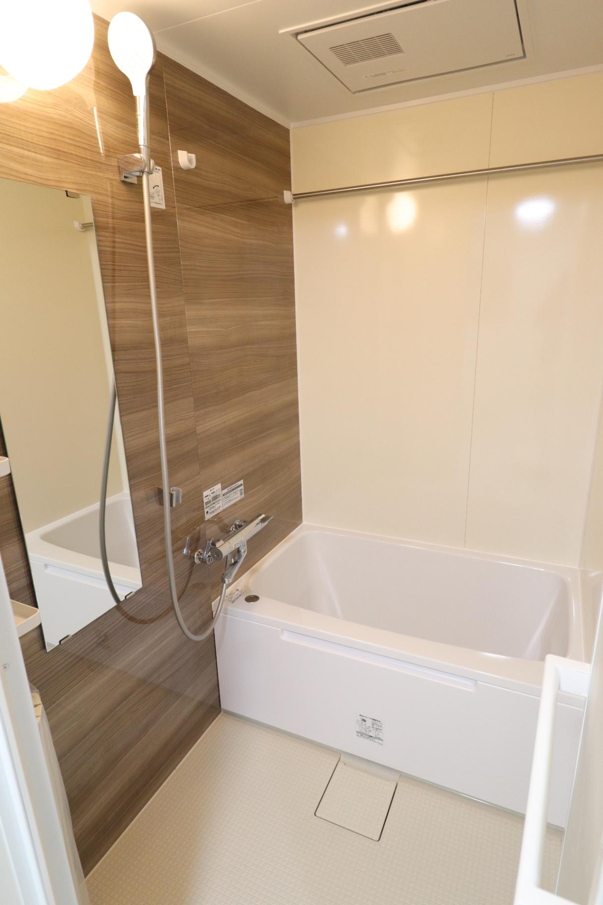 メゾン和光台9階 新品のユニットバスに交換済です！浴室乾燥機が付いています。
