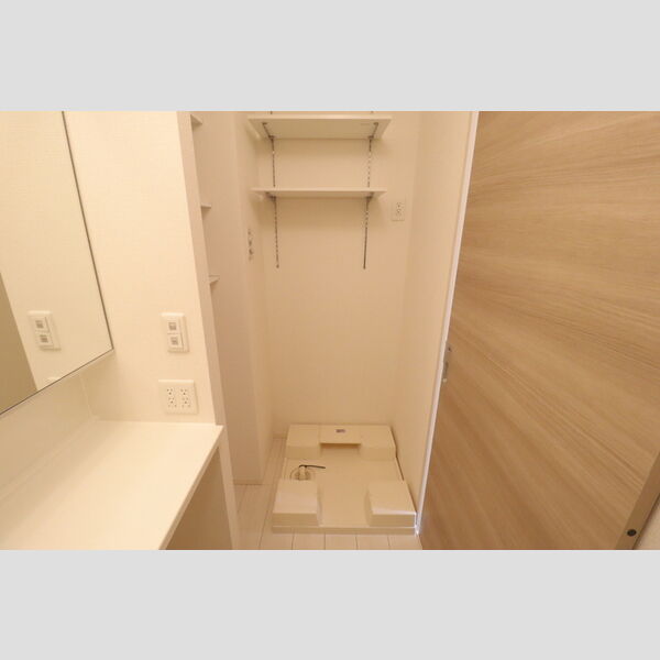 アンリシール・レイク 室内洗濯機置き場