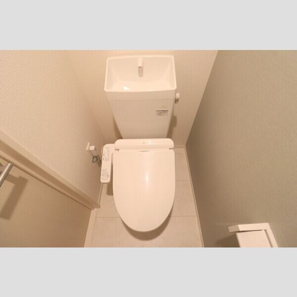 ラ・フェリーチェ201号室 温水洗浄暖房便座トイレ