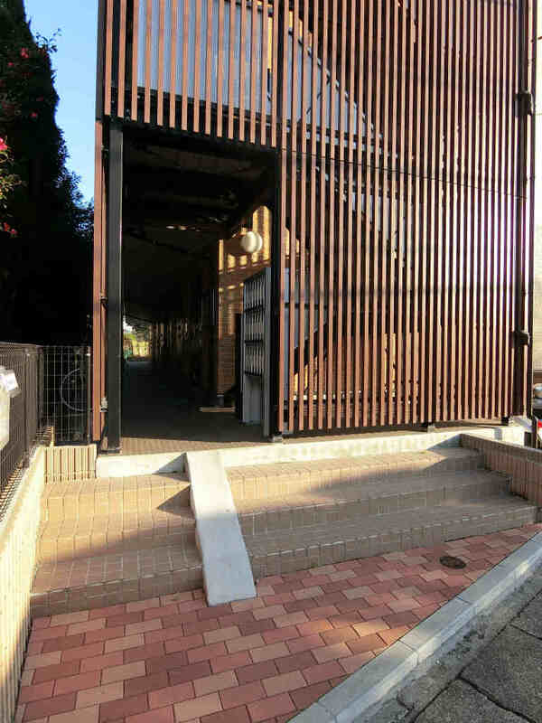 リブリ・シャトー・デ・ザール Ⅶ1階 エントランス