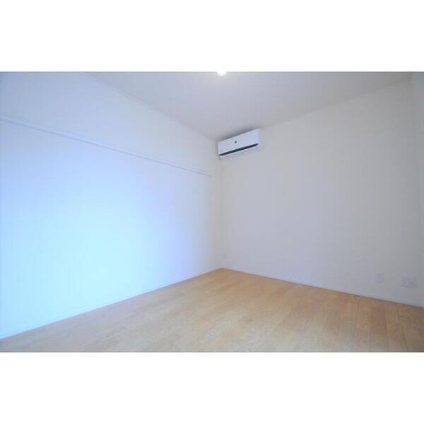 メゾン・ボヌール202号室 リビング