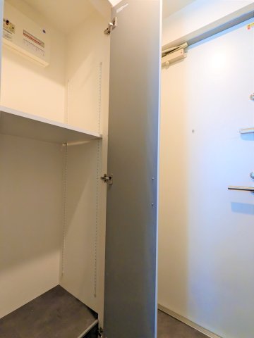 ルーデンス常盤台Ⅲ0303号室 収納