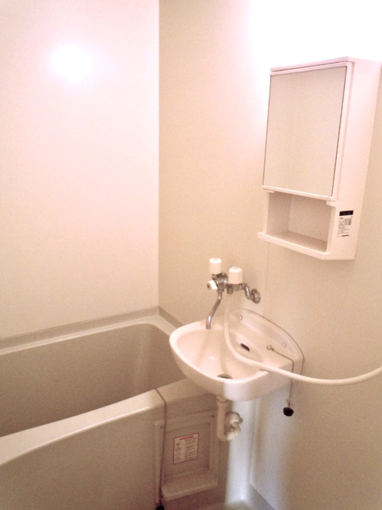 ヴィラプレドミナント0302号室 ※別号室の参考写真です(現況優先・仕様違いの場合あり)