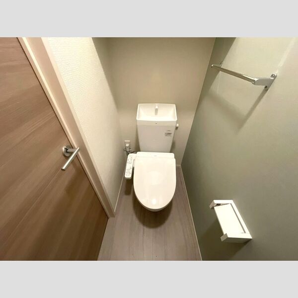 セレスティア扇Ⅰ305号室 305　トイレ