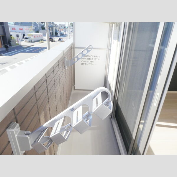 グラセフルⅢ202号室 物干し竿ホルダー