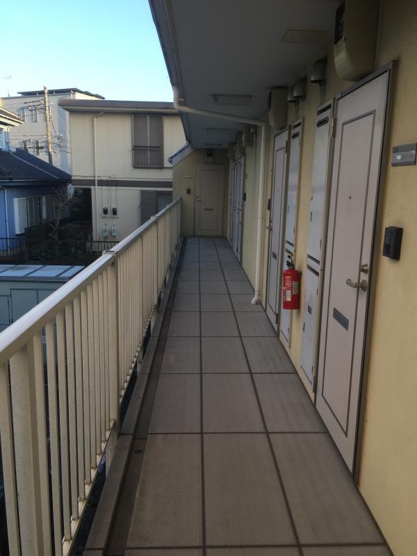 プラウランド京王堀之内2階 エントランス