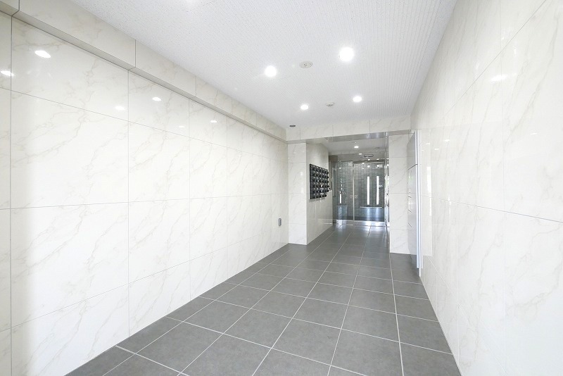 ペアパレス六町2号館6階 外観