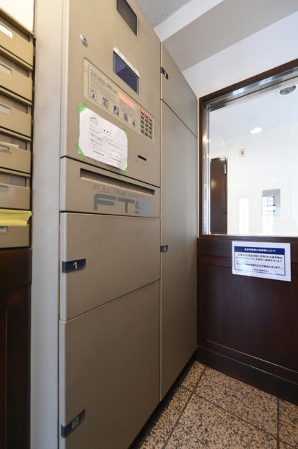 クラース哲学堂公園2階 宅配BOX