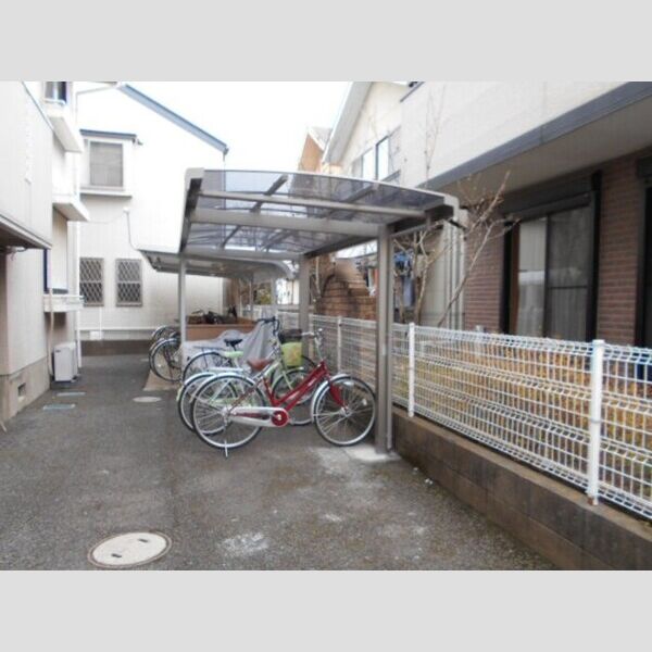 サンVパークⅡ・Ⅲ　Ⅱ202号室 駐輪場