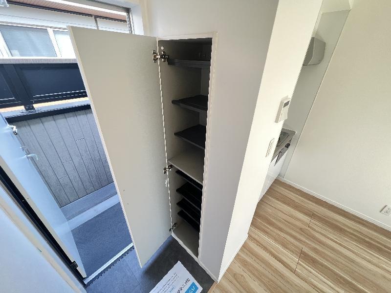 ＴＥＮ－ＮＯＭ　ＨＯＵＳＥ　ＰＲＥＭＩＥＲ2階 キッチン