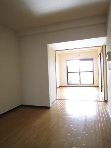 フローラ湘南Ａ棟0301号室 他号室参照