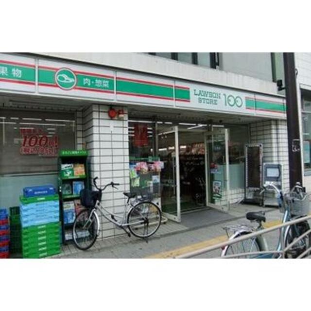 ルミエール清水 【コンビニエンスストア】ローソンストア100草加栄町三丁目店まで596ｍ
