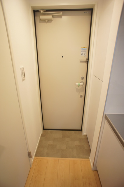 ラウレア千葉中央0101号室 玄関