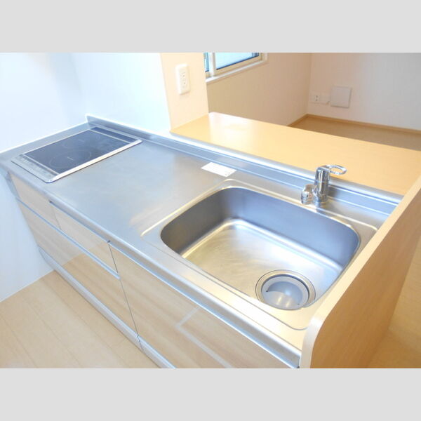 レフィナード(川越的場)101号室 キッチン