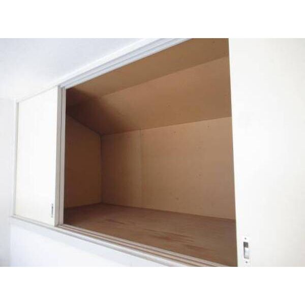 パンシオン善行No.2 収納