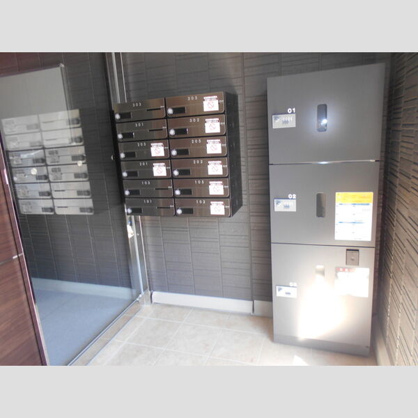 ゴールドパストラル　X 宅配ボックス