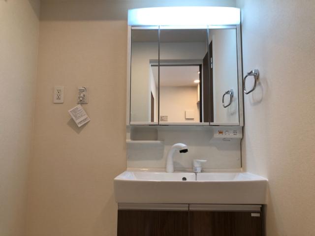 フレグランスリアン 洗髪洗面化粧台