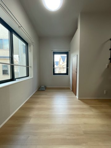 FAIR東向島201号室 リビング