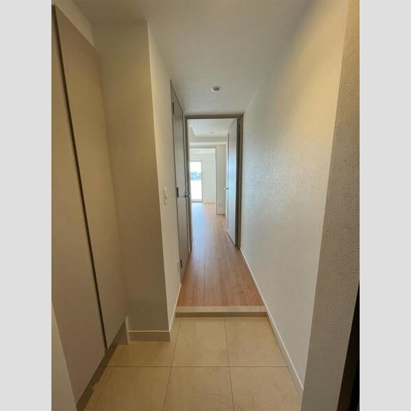 MAXIV府中AZ601号室 玄関