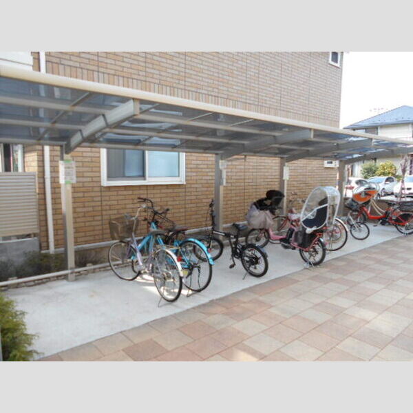 アムール光が丘　A105号室 駐輪場
