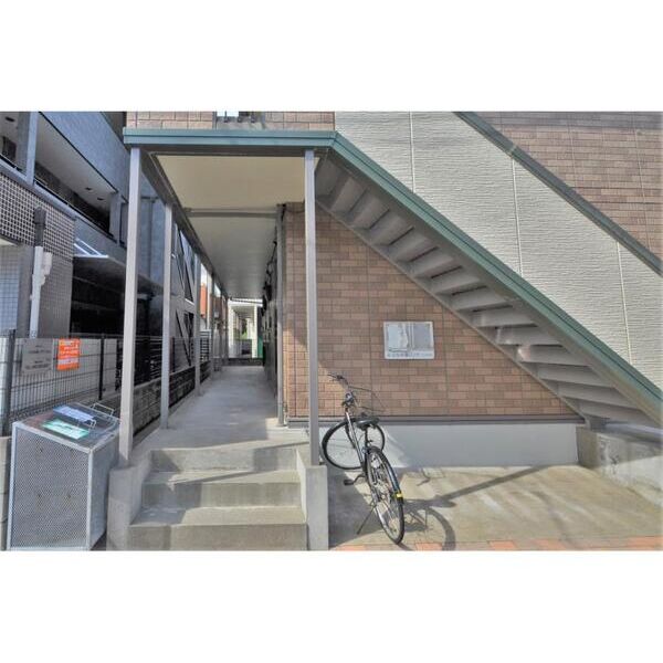 カーサ・ミーア文庫203号室 エントランス