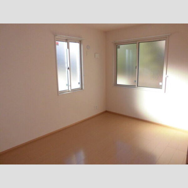 サンガーデン101号室 北西洋室