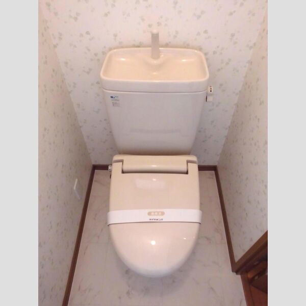 サンウィングS Ⅱ201号室 暖房便座付き♪