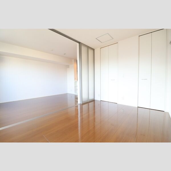 ラ カンパネラ　B303号室 洋室(6帖)