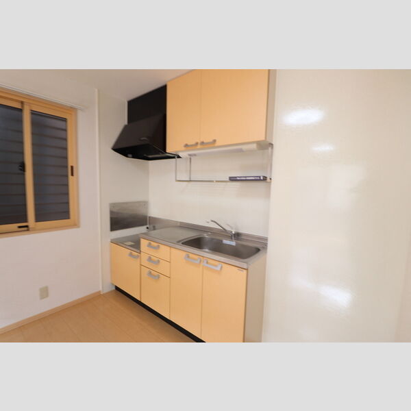 セジュール新町　A/B/C システムキッチン