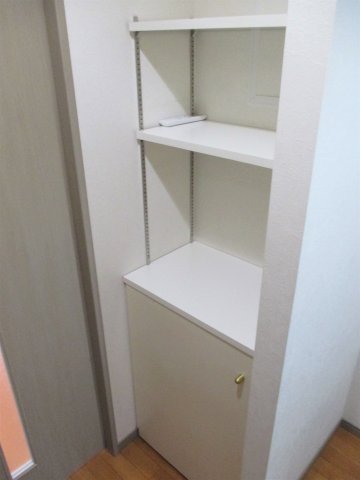 パインリッチ湘南0205号室 収納