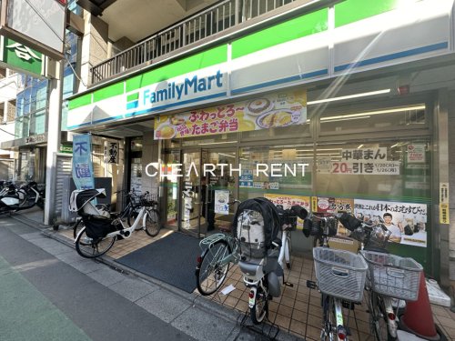 コンシェリア品川中延 【コンビニエンスストア】ファミリーマート 中延駅前店まで358ｍ