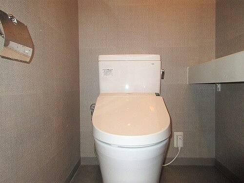 マスターズガーデン世田谷桜 トイレ　※前回募集時2025年4月撮影