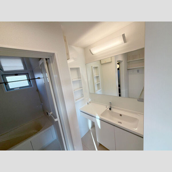 Y’sガーデン 洗面