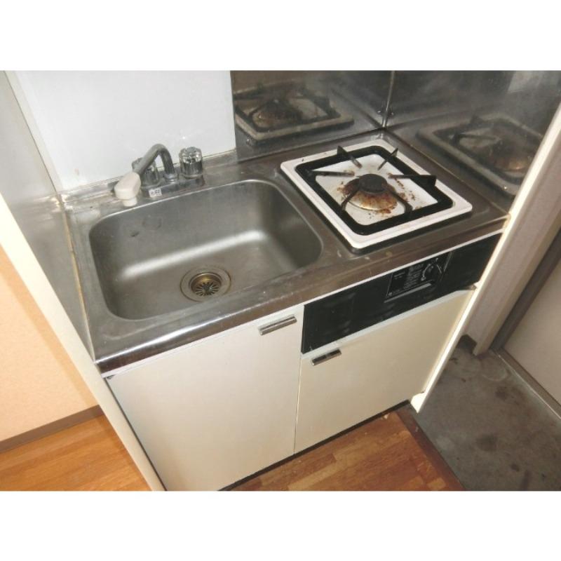 イーストアベニュー ※同タイプの違うお部屋のお写真です。