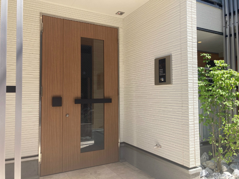 リブリ・MORE 1st エントランス