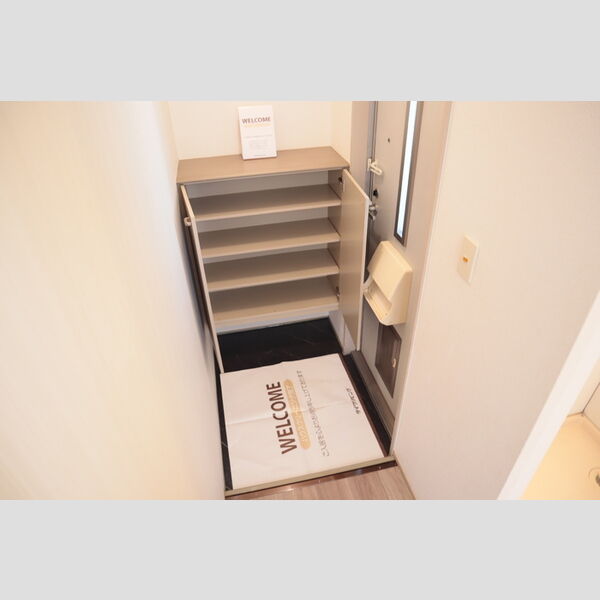 パークレジデンス201号室 玄関