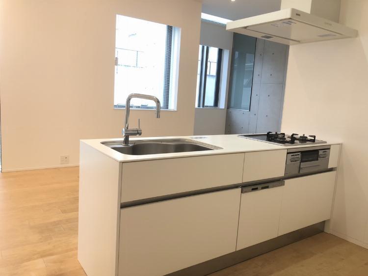 ルクール市ヶ谷払方町(旧ARK HOUSE 市ヶ谷払方町)3階 キッチン