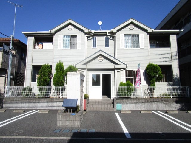 シャルマンヒルズ 外観写真（昼）