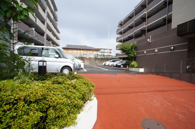 グランコート蘇我0606号室 駐車場