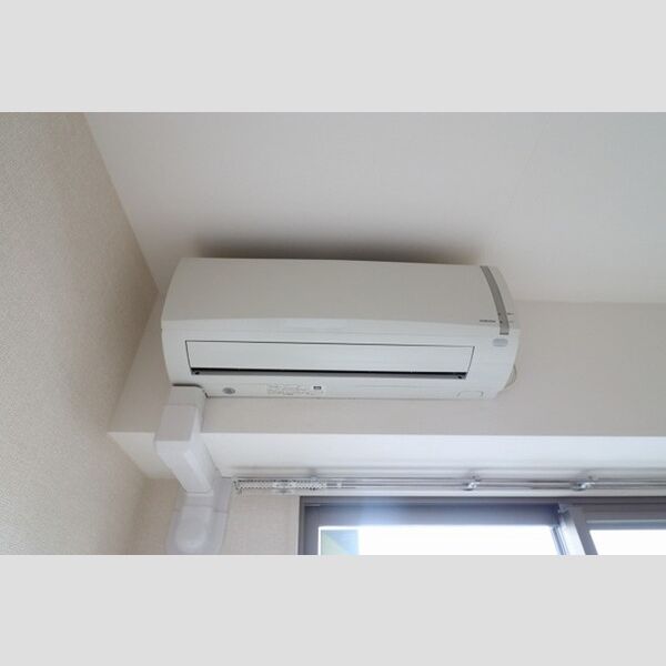 セレス稔台 エアコン(LDK)