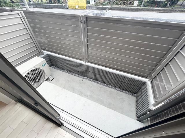 Ｓｍｉｌｅ　ｖｉｌｌａ（スマイル　ヴィラ）102号室 専用庭