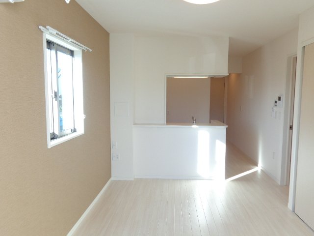 ジュエルウィード リビング