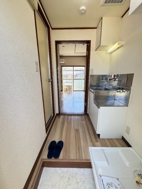 サンパレス2階 玄関