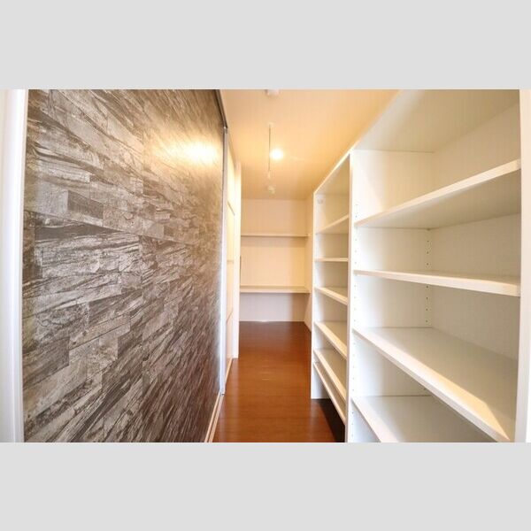 ネイチャーヴィラ ミネルバ 納戸4.7帖