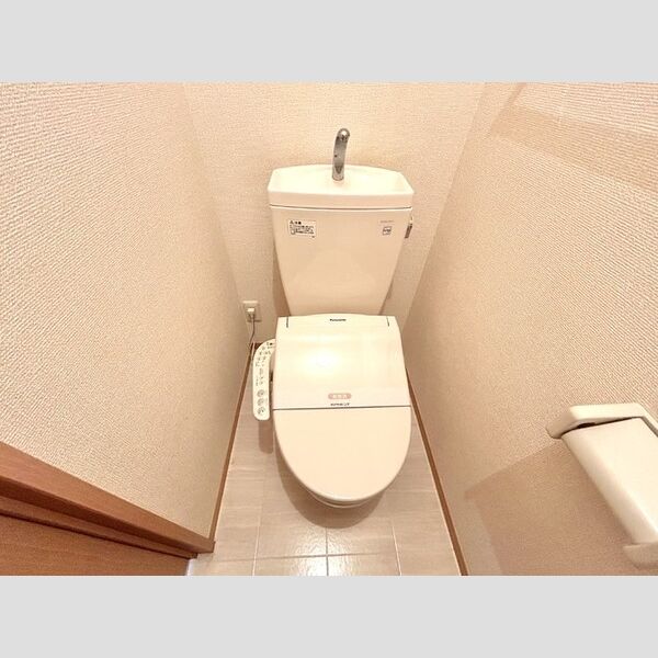 K・Sリバレッジ トイレ