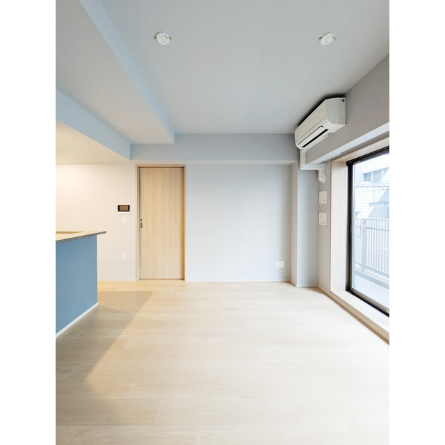 コスモグラシア内神田 リビング