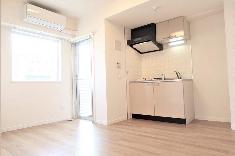 マーレ横浜白金7階 内観