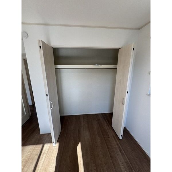 Sumai-to国立市泉070001号室 収納