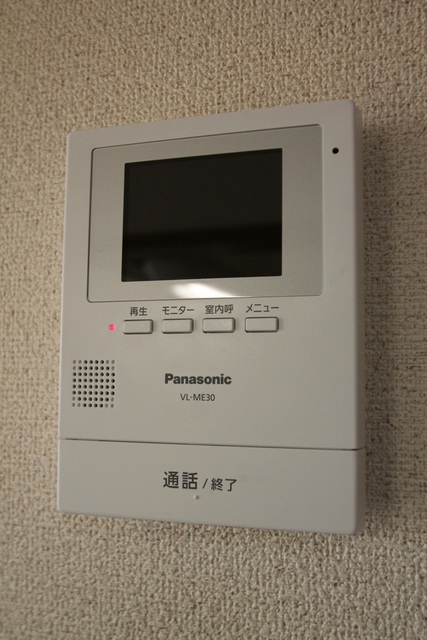 ピエトラ　ルーチェ1階 モニターホン付き！